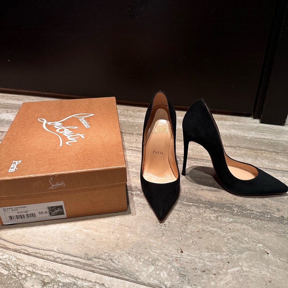 Christian Louboutin So Kate Suede Stiletto Heels Size 35.5